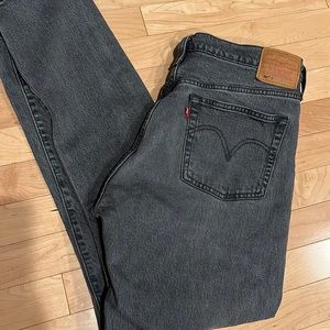 NWOT Levi’s button fly jeans 501